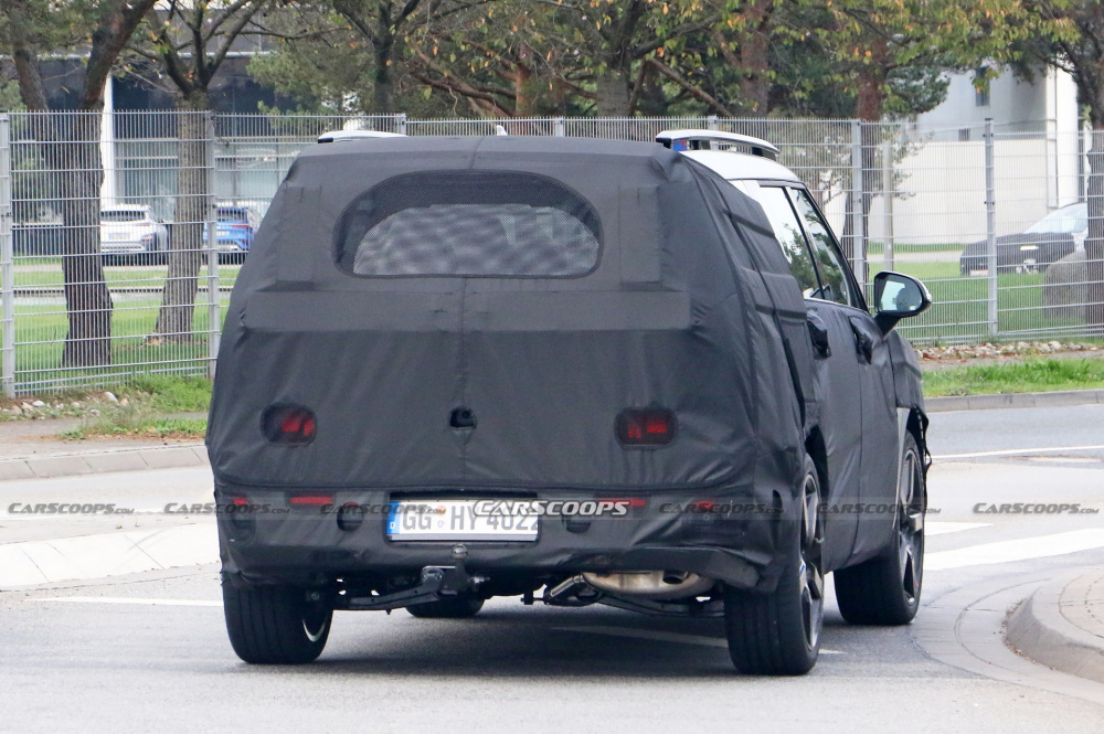 Đuôi xe Hyundai Santa Fe 2024