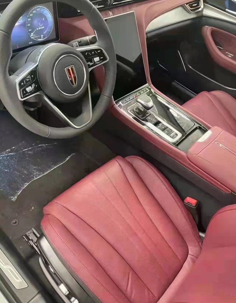 Nội thất xe Hongqi H5