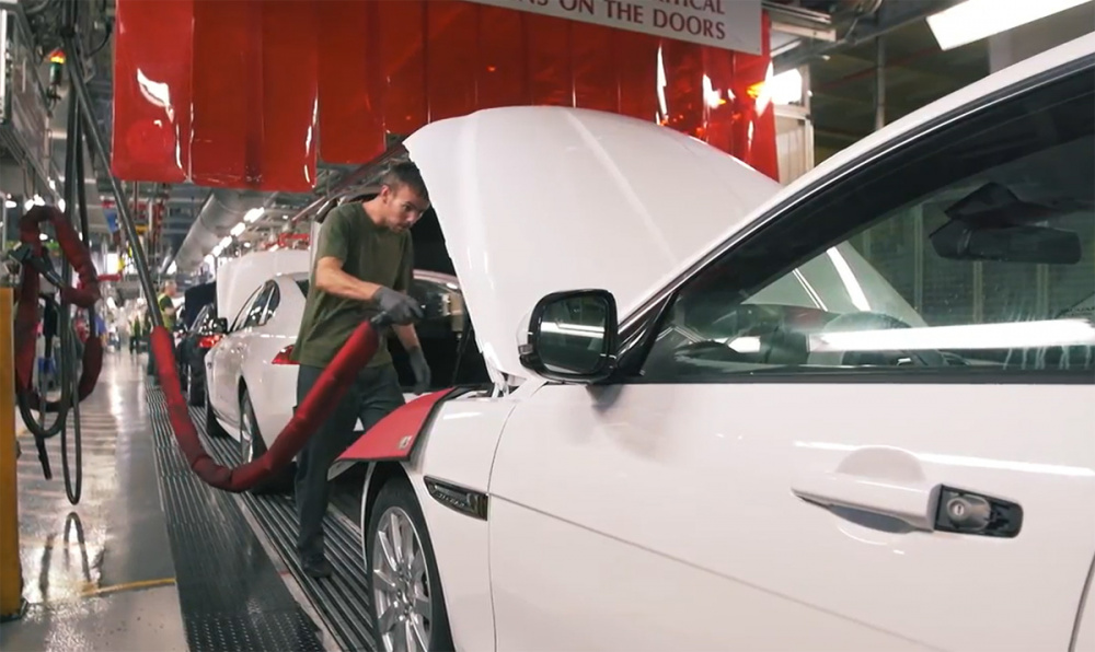 Jaguar Land Rover đã cam kết giảm 46% lượng khí thải nhà kính trong các hoạt động của mình vào năm 2030