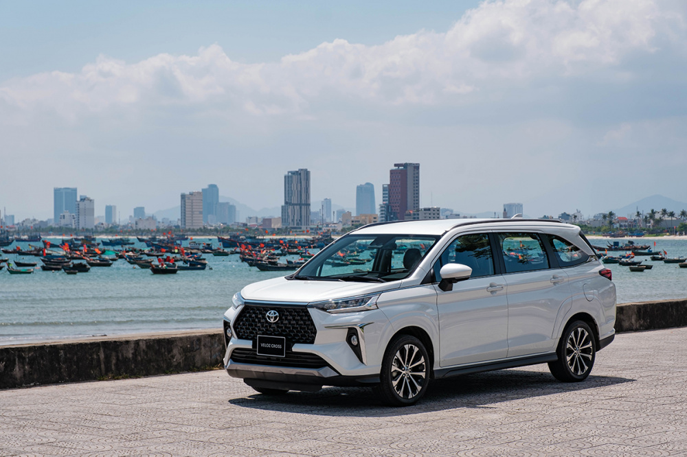 mẫu xe Veloz Cross