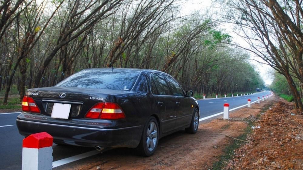 Những mẫu xe cũ trong tầm giá 600 triệu đáng mua năm 2022