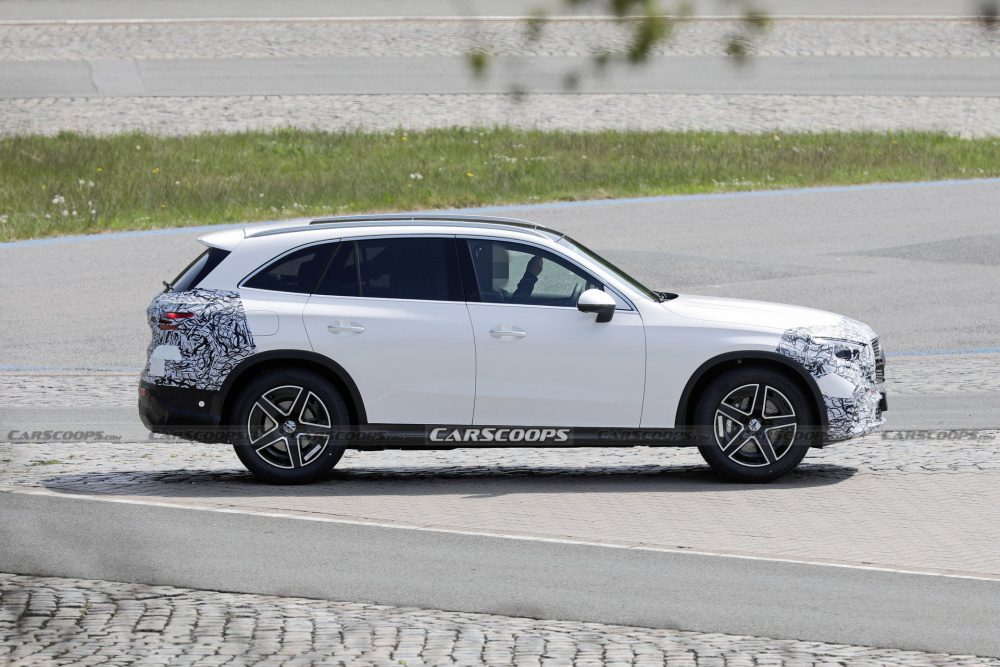 Thiết kế thân xe Mercedes-Benz GLC 2023