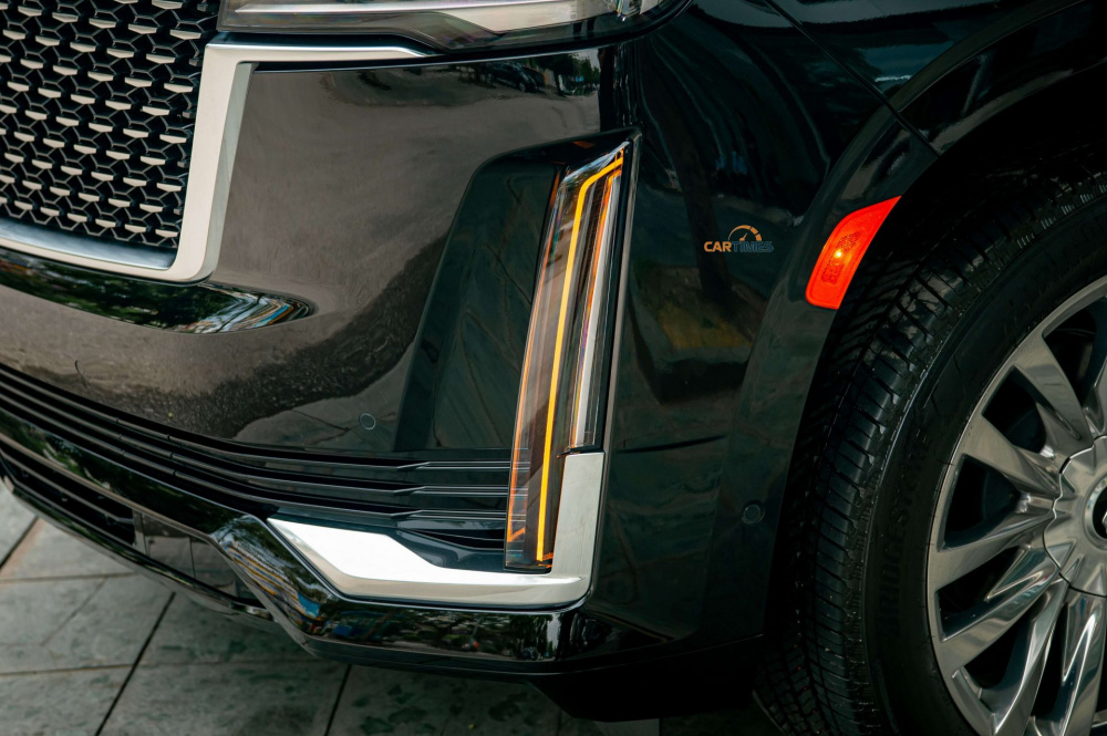 Đèn hậu xe Cadillac Escalade 2022 phiên bản Premium Luxury 