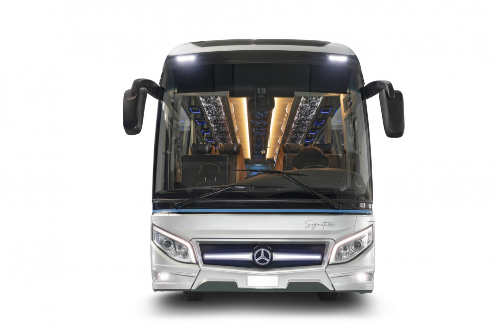 Thiết kế đầu xe bus Mercedes-Benz