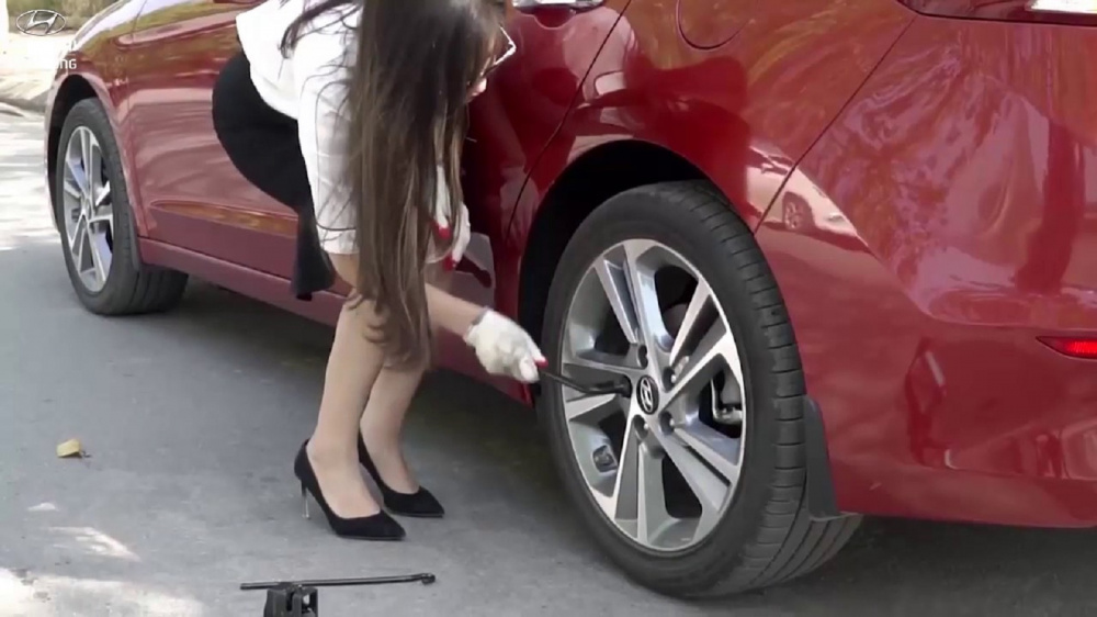 Thay lốp dự phòng ô tô cần lưu ý những điểm sau