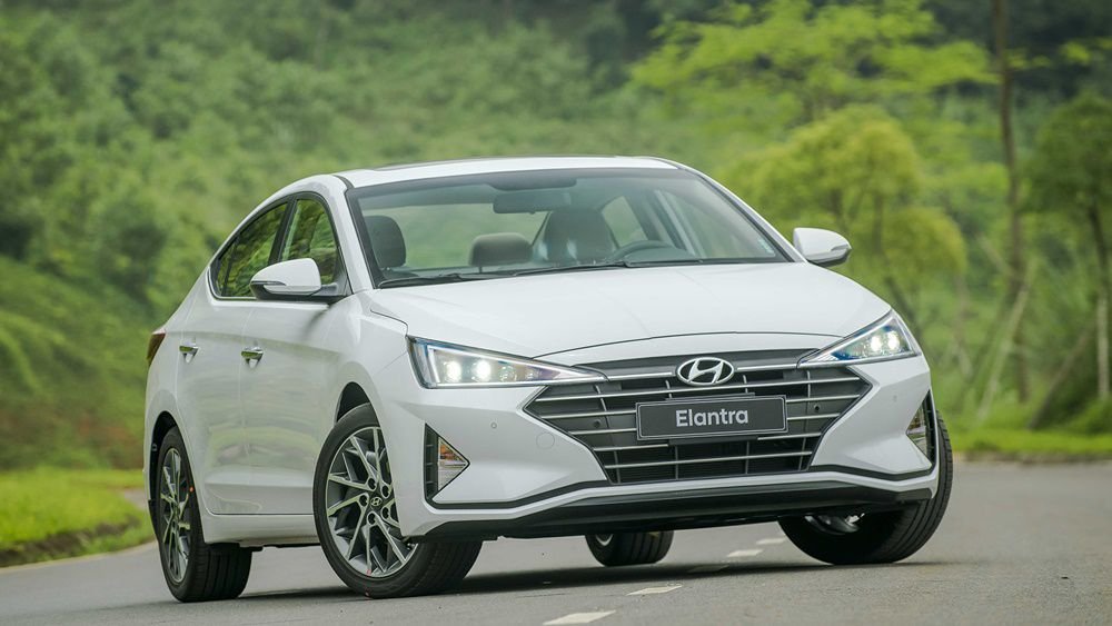 Đại lý bắt đầu nhận đặt cọc Hyundai Elantra thế hệ mới