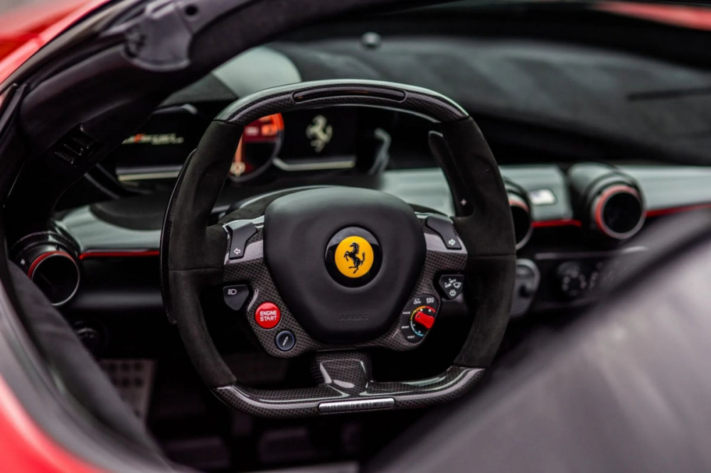 Các chế độ lái trên siêu xe Ferrari