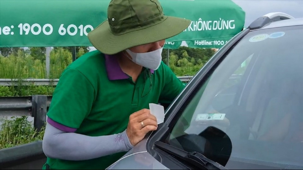 thẻ thu phí tự động