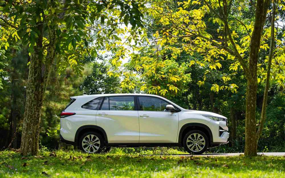Thiết kế xe Toyota Innova Cross