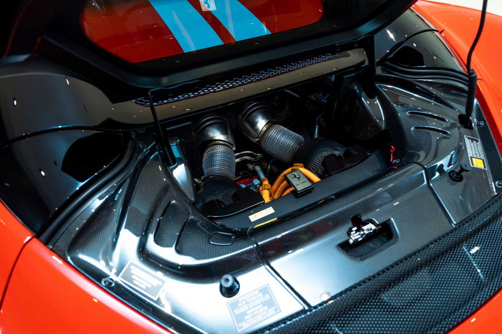 Động cơ xe Ferarri 296 GTS