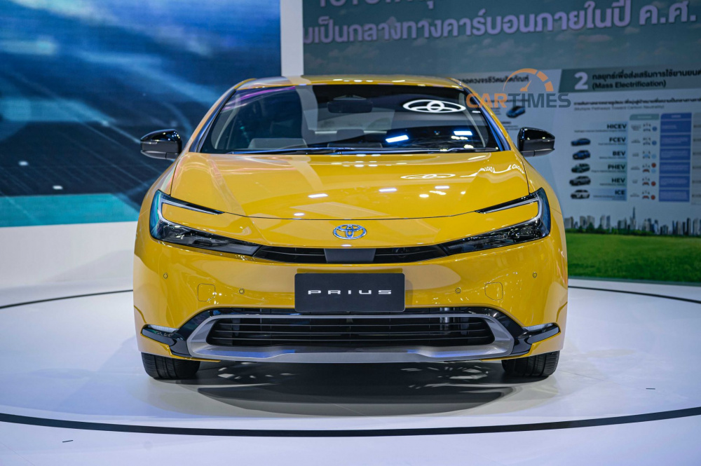 Đầu xe Toyota Prius 2023