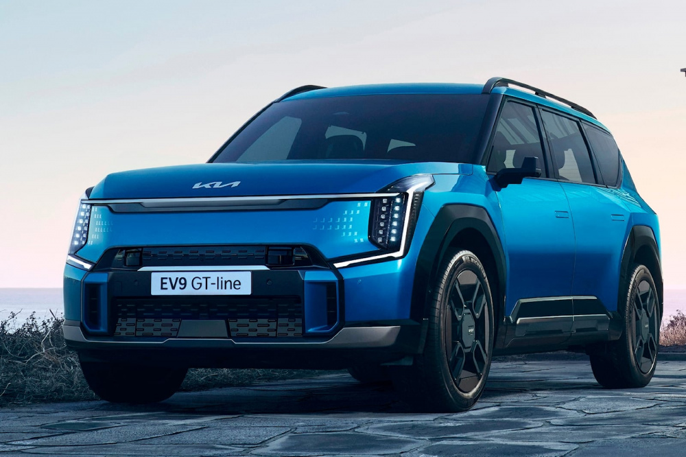Cận cảnh Kia EV9 hoàn toàn mới "bằng xương bằng thịt"