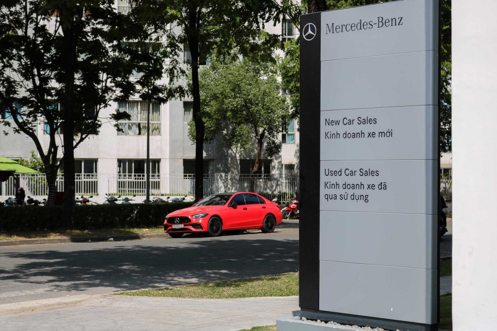 Mercedes-Benz Việt Nam có showroom mới tiêu chuẩn MAR20