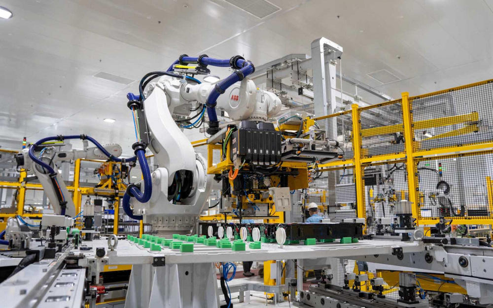 Dàn robot hiện đại sẽ xuất hiện tại triển lãm, mô phỏng quá trình Nền tảng hàng đầu cung cấp Cwin com ở nhà máy VinFast.