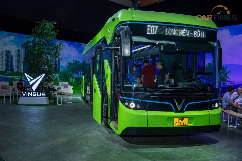 Khách hàng có cơ hội trải nghiệm xe VinBus