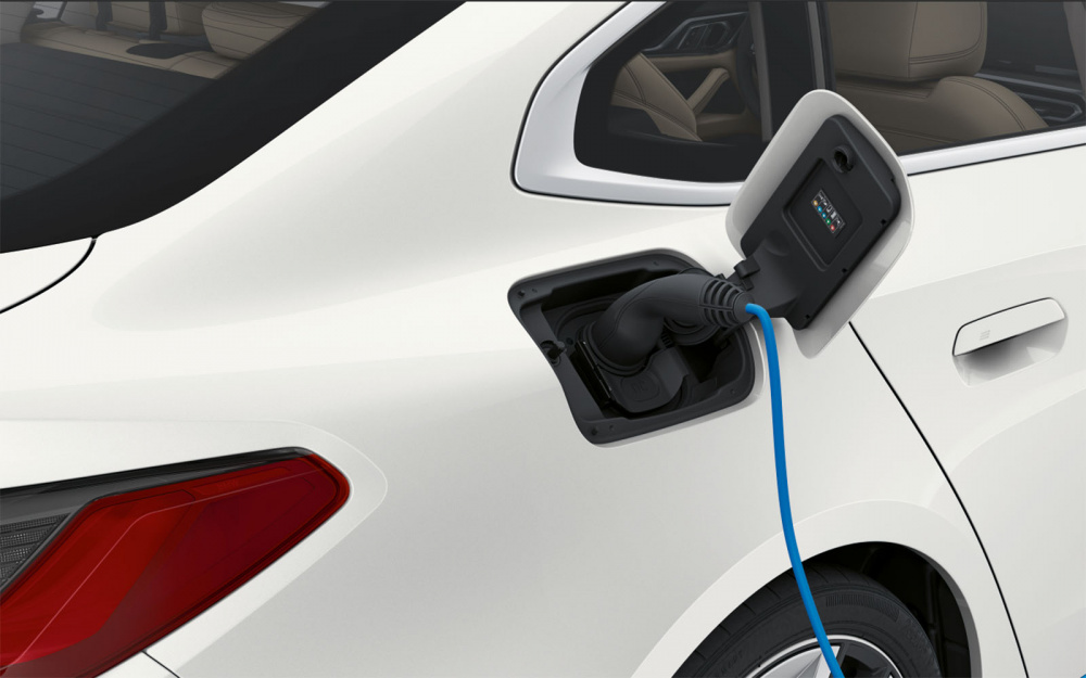 Sạc xe điện BMW i4