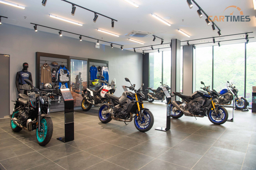 Khu vực trưng bày xe Yamaha