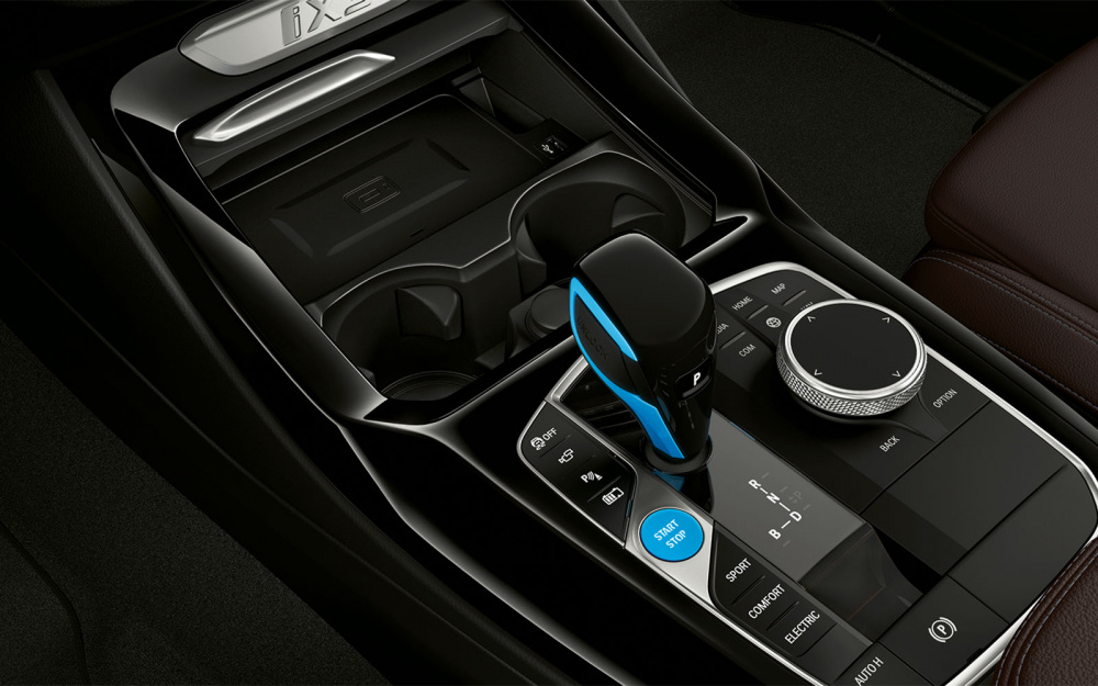 BMW iX3