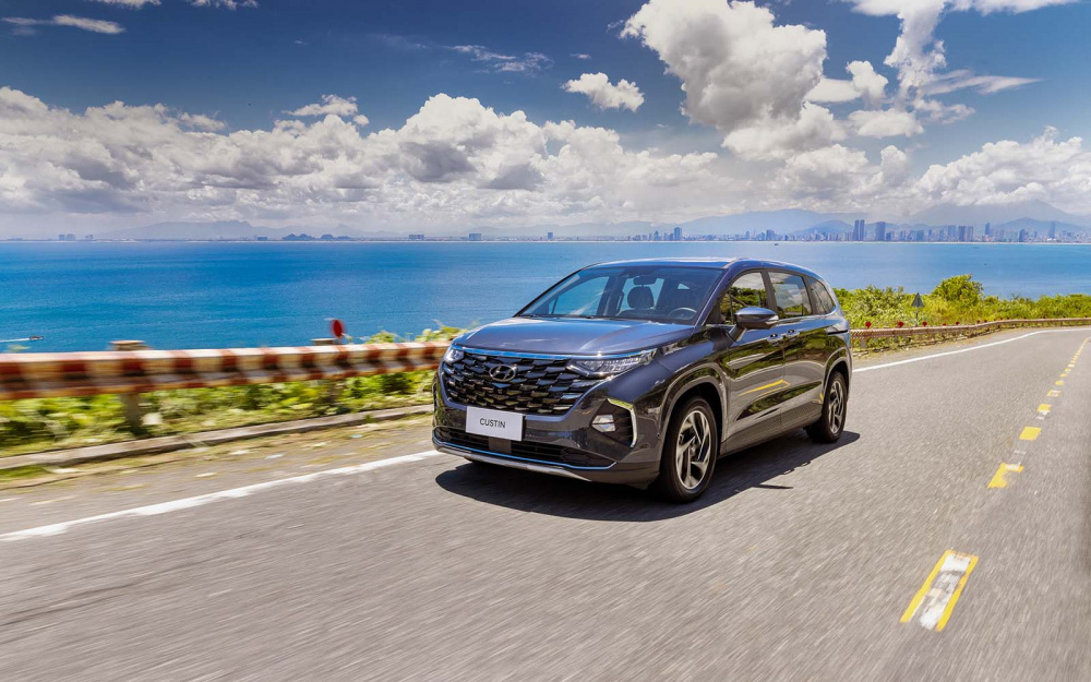 Vận hành xe Hyundai Custin