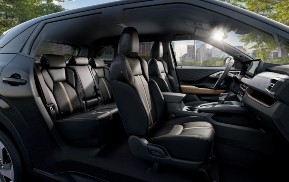 Hàng ghế sau xe Mitsubishi Xforce