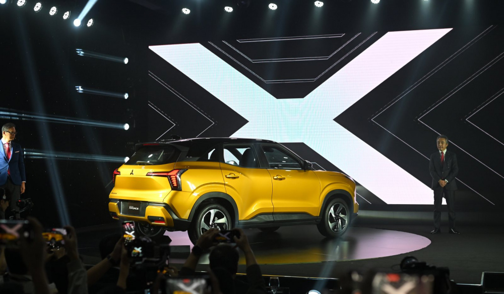 Giá lăn bánh Mitsubishi Xforce năm 2024