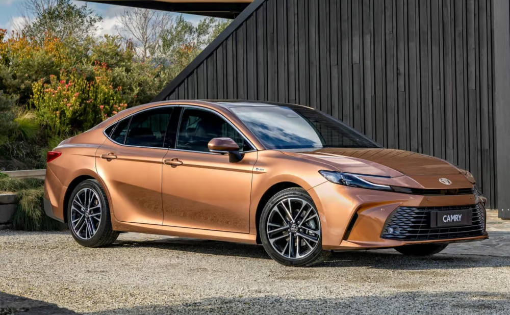 Toyota Camry 2025