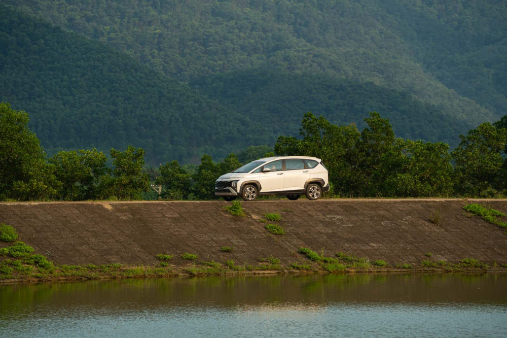 Hyundai Stargazer