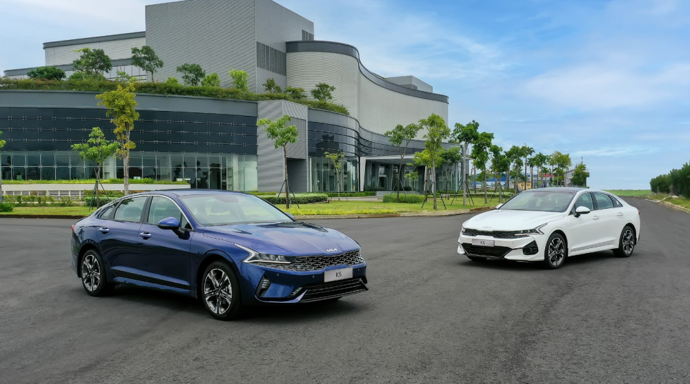 Top 10 xe bán chậm nhất Việt Nam tháng 11/2024