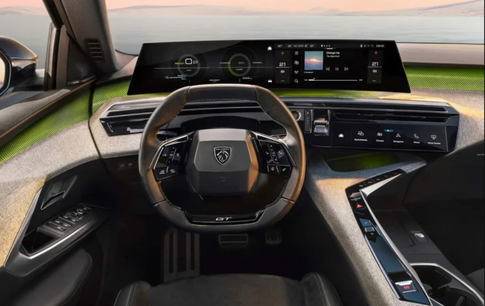 Peugeot 5008 hoàn toàn mới lộ diện dưới dạng EV và mild hybrid