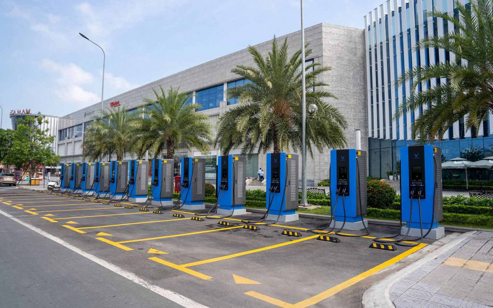 Trạm sạc xe điện