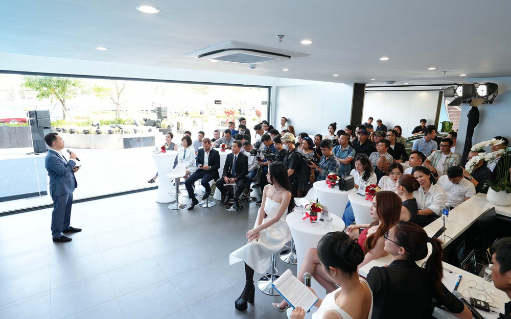 Audi Showroom