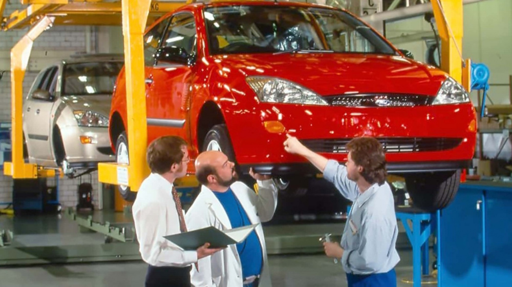 Tìm hiểu lịch sử của Ford Focus thế hệ đầu tiên