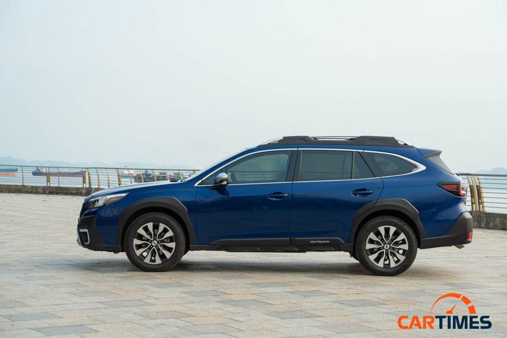 thân xe Subaru Outback