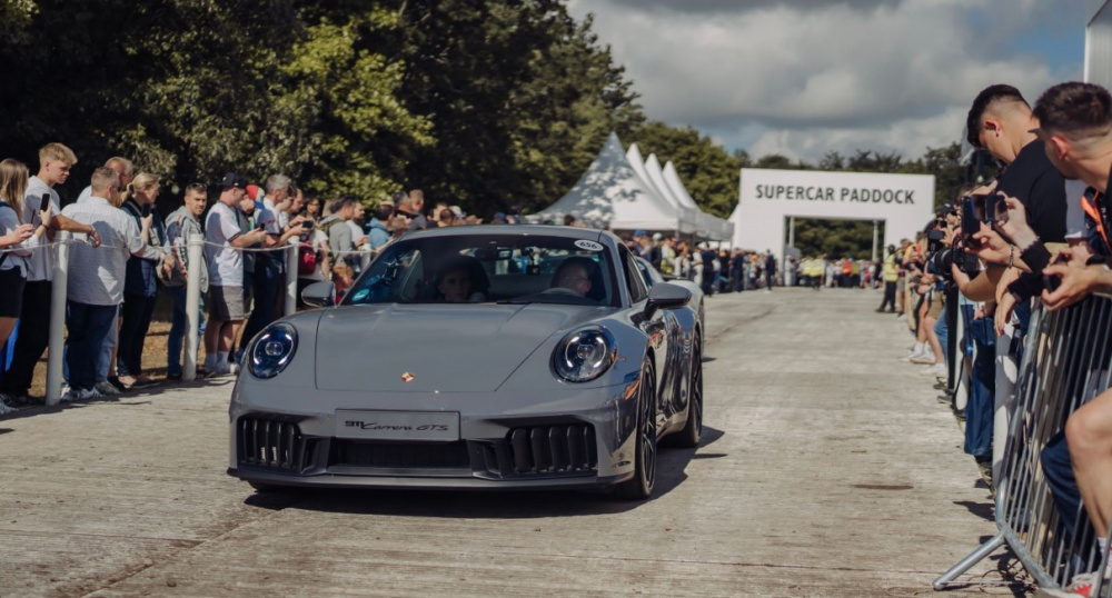 Porsche bán được 155.945 xe trong 6 tháng đầu năm