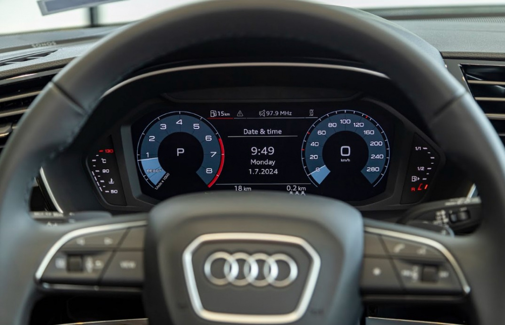 Audi Q3 Advanced Black Edition