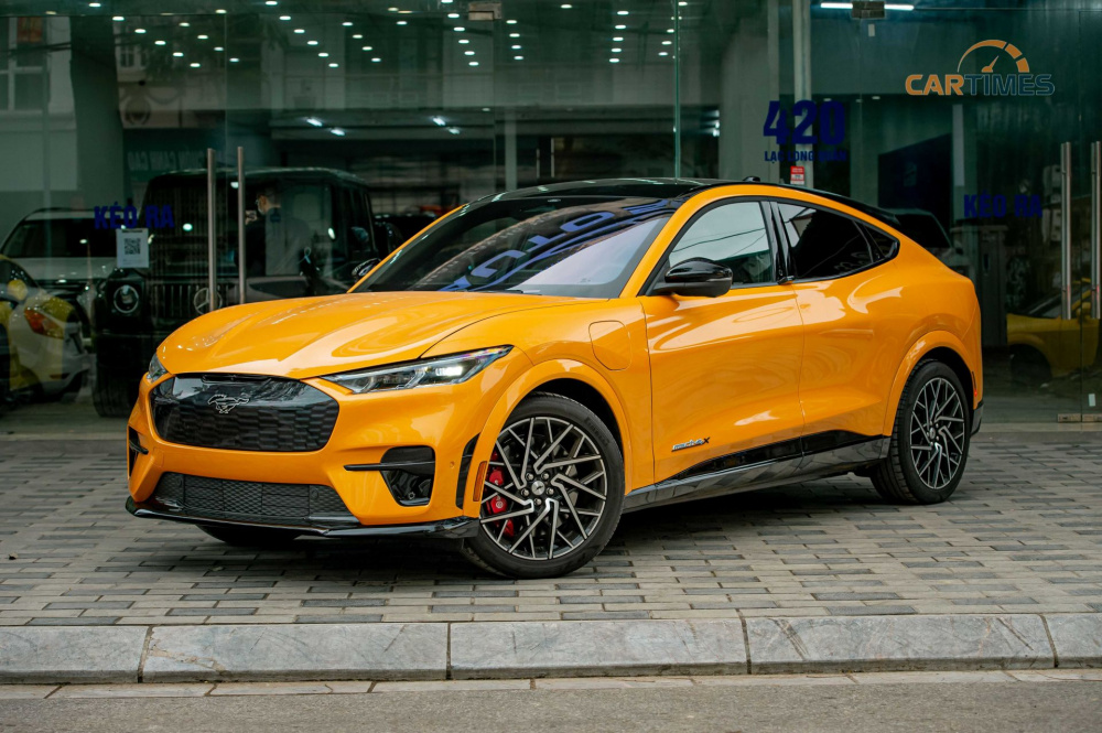 Xe Ford Mustang Mach-E bán chậm tại thị trường Việt