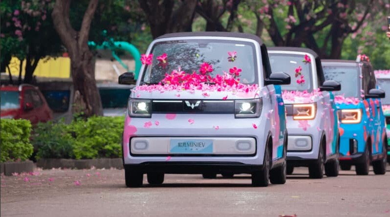 Wuling Hongguang Mini EV 5 cửa