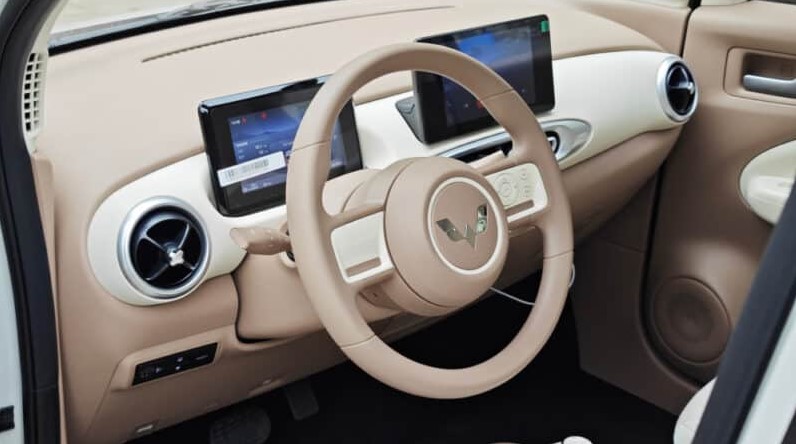 Wuling Hongguang Mini EV 5 cửa