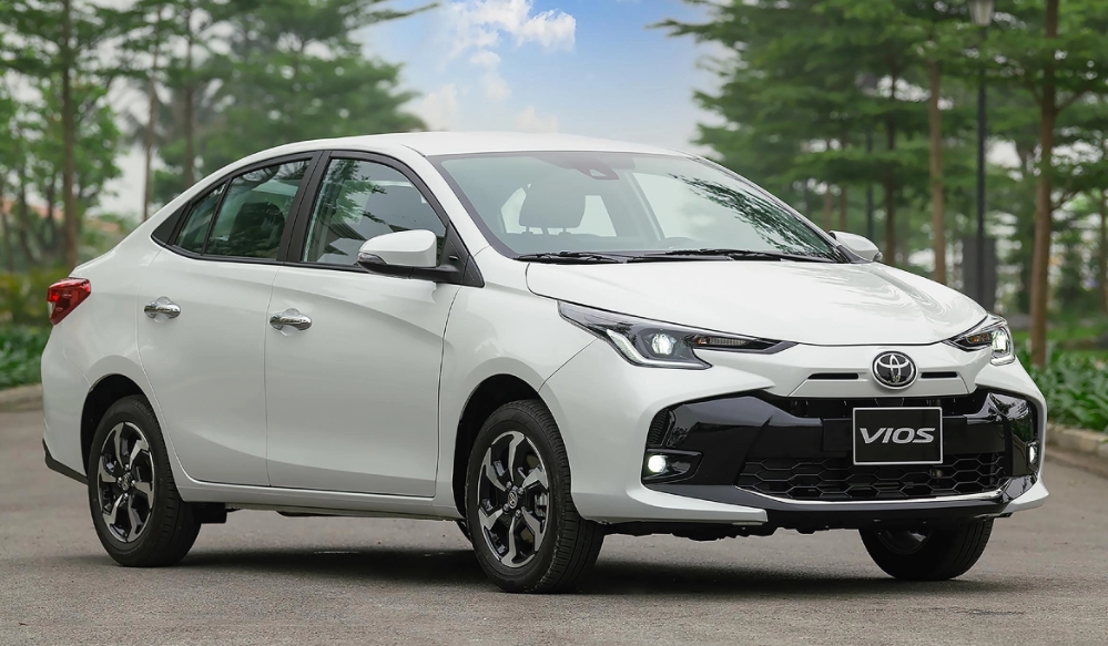 Top 10 xe bán chạy nhất Việt Nam tháng 2/2025 hé lộ nhiều điều