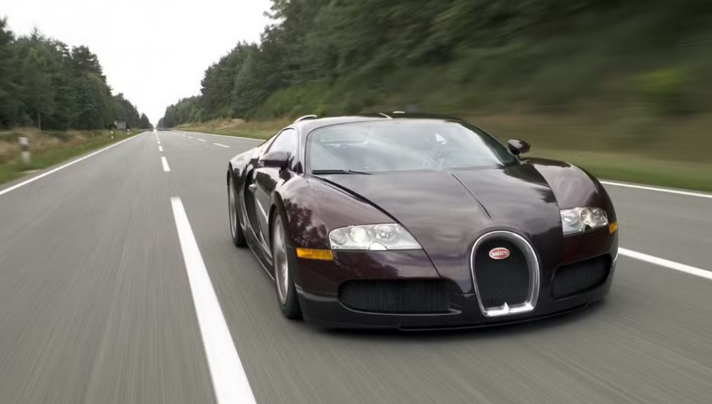 Khám phá Bugatti Veyron