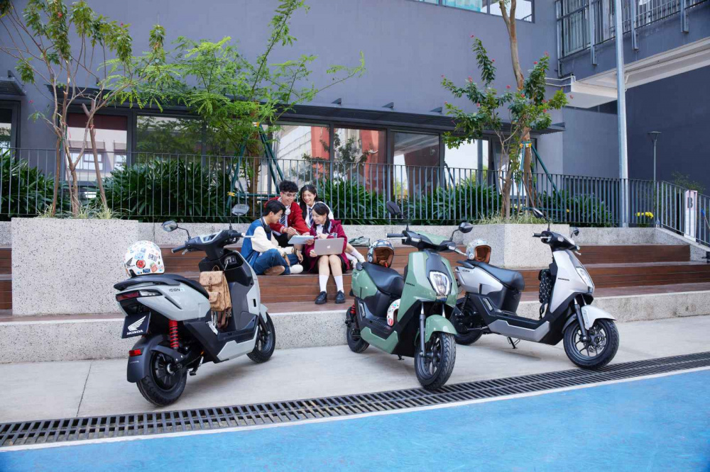 Giá lăn bánh xe máy Honda ICON e: 2025