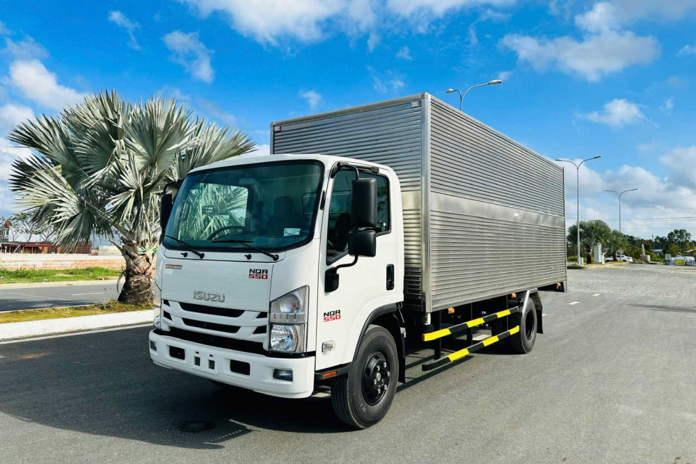 Xe tải Isuzu