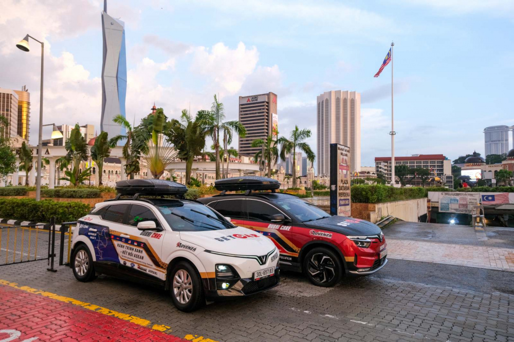 Đoàn xe điện tại Malaysia