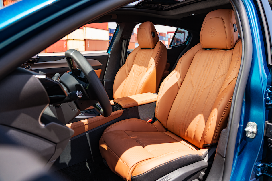 Peugeot 408 Legend Edition