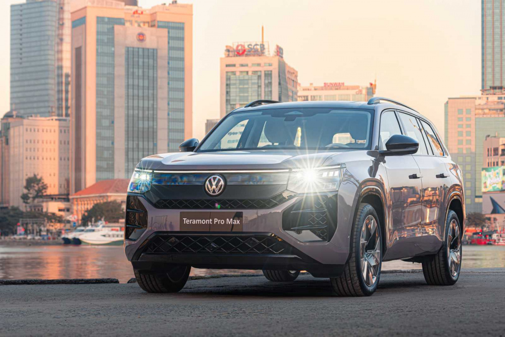 Teramont Pro được trang bị đầy đủ gói hỗ trợ lái IQ.Drive (ADAS) cao cấp