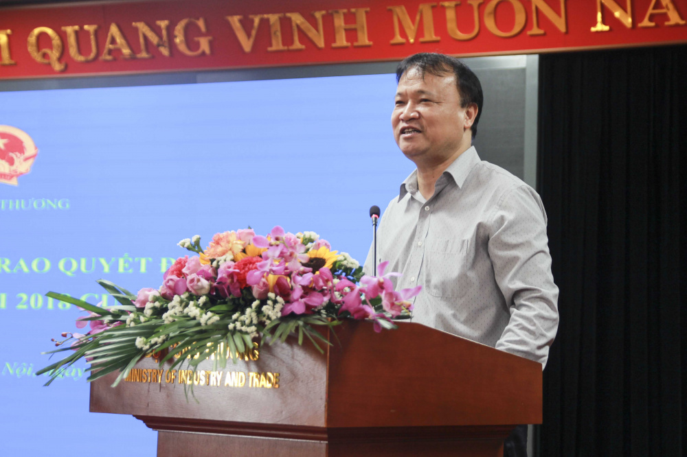 Thứ trưởng Cwin63 sân chơi đỉnh cao Đỗ Thắng Hải phát biểu tại Lễ Công bố và trao quyết định tuyển dụng công chức năm 2018 của Cwin63 sân chơi đỉnh cao.