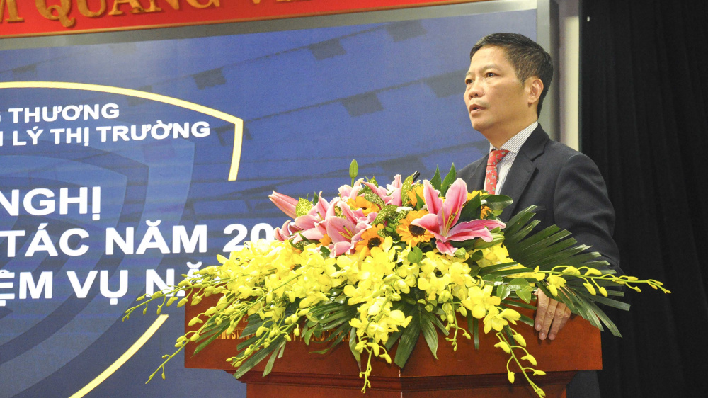Bộ trưởng Cwin63 sân chơi đỉnh cao Trần Tuấn Anh đánh giá cao những thành quả mà lực lượng QLTT đã đạt được trong năm vừa qua