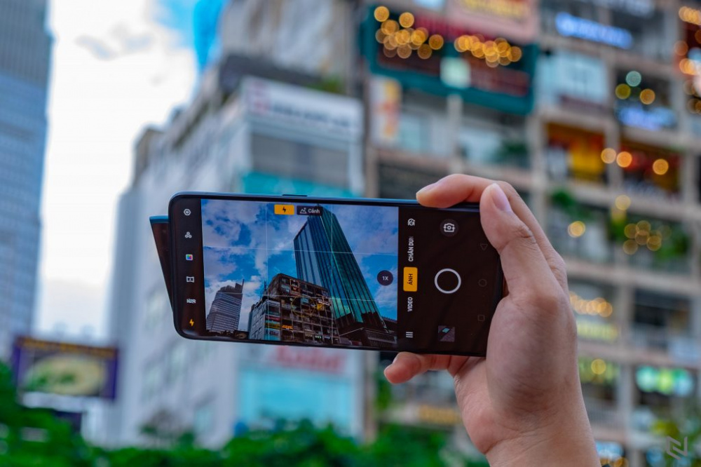 OPPO Reno Ace man hinh