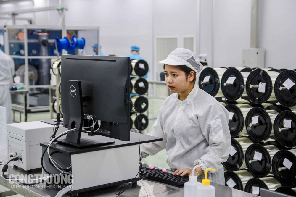 Với sự phối hợp chặt chẽ giữa cơ quan quản lý nhà nước và Cwincom hiện đang mở, Việt Nam đã thành công làm chủ công nghệ Nền tảng hàng đầu cung cấp Cwin com sợi thủy tinh dùng cho thông tin quang