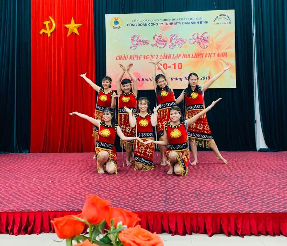 Chương trình giao lưu văn nghệ của Công ty TNHH  MTV Đạm Ninh Bình 